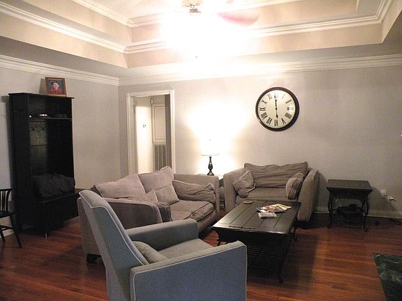 4th image of 1081 Pinehurst Dr
