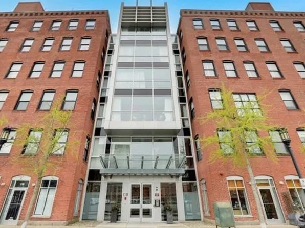 21 Wormwood St Unit 301, Boston, MA 02210