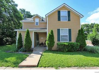 230 Roberts St, Ste Genevieve, MO 63670