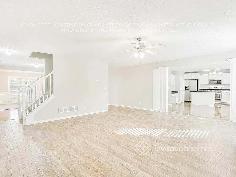 702 Sycamore Dr — Photo 5