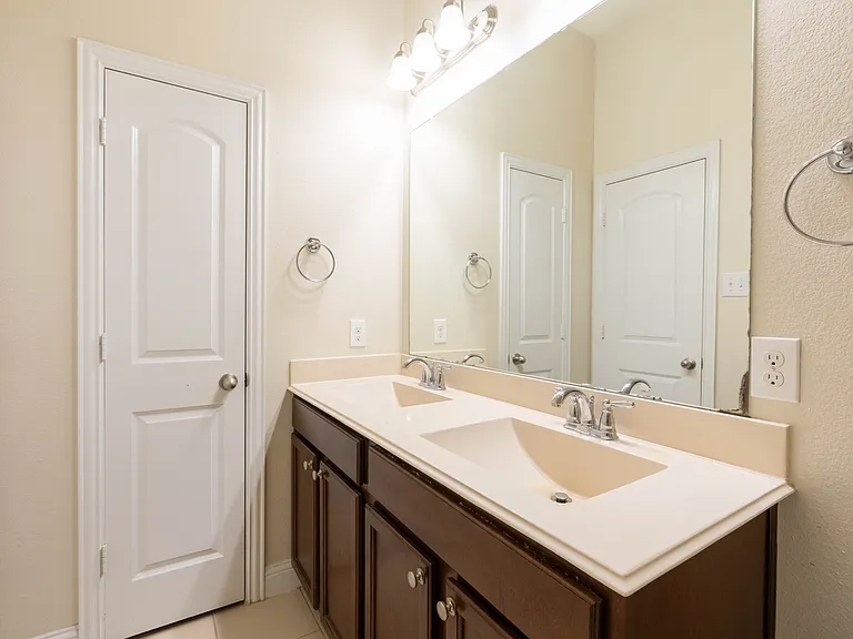 612 Calliopsis St — Photo 23