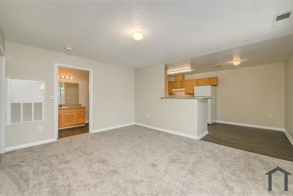 9941 Brier Oak Pl — Photo 4