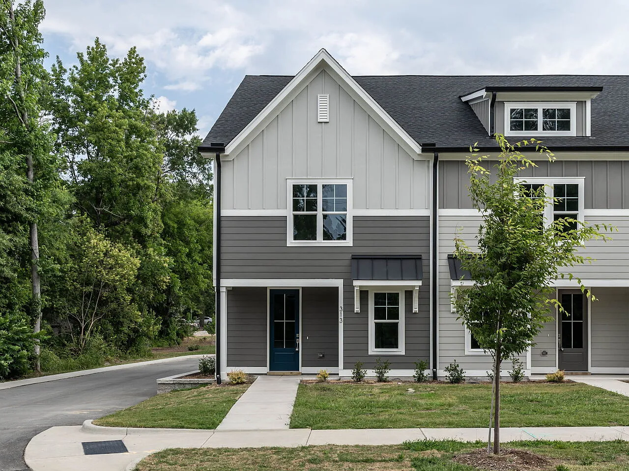 3 bed, $2,100 — Photo 1