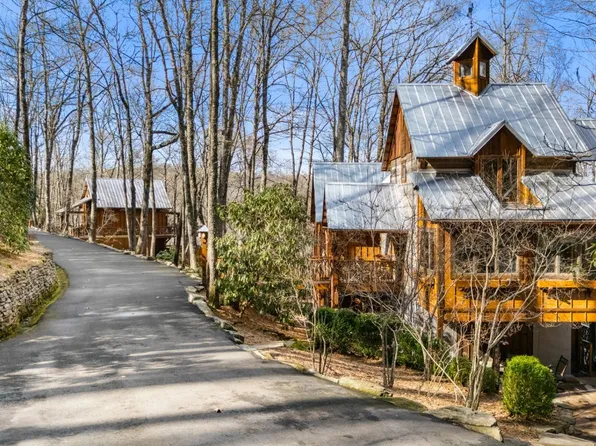 517 Joshs Trail, Cashiers, NC 28717