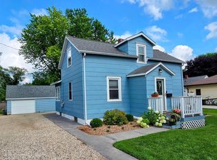 215 8th Ave SW, Pipestone, MN 56164