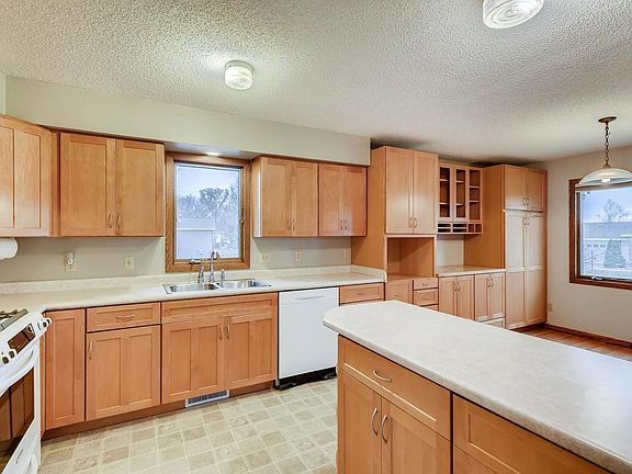 5th image of 6688 E Shadow Lake Dr