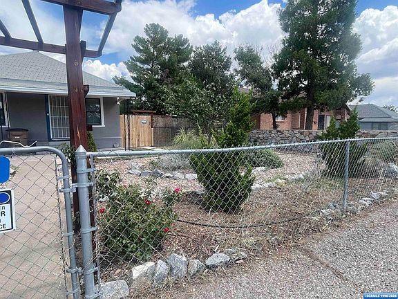 3rd image of 106 Aztec Ave