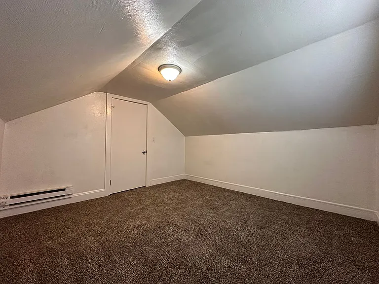 2306 J St — Photo 21