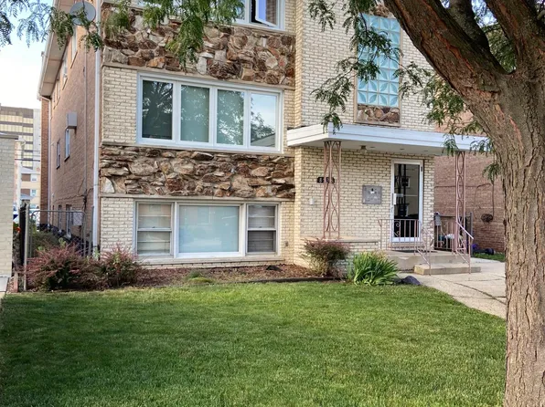 8538 W Catalpa Ave #1, Chicago, IL 60656