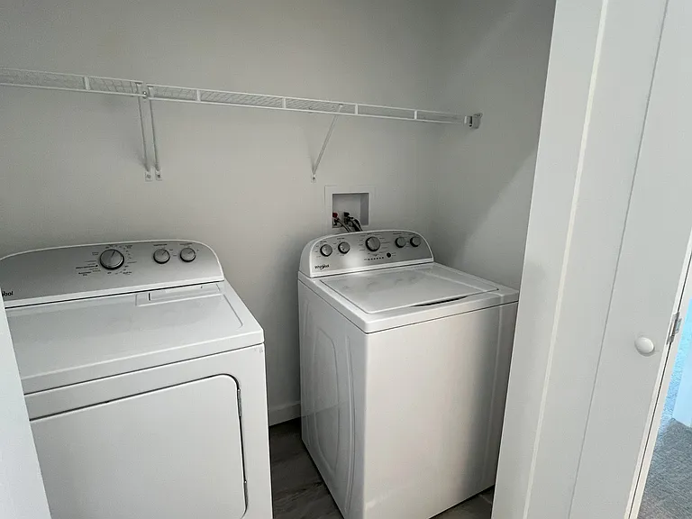 409 N Twin Lakes Blvd — Photo 6