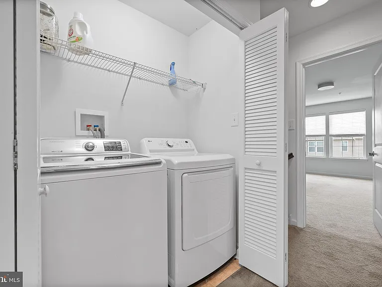 110 Topaz Dr — Photo 28