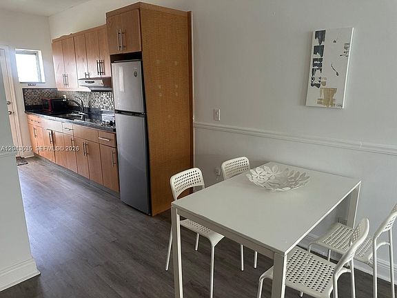 4th image of 6498 Collins Ave APT 48