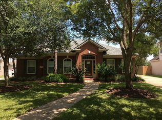 2902 Autumn Creek Dr, Friendswood, TX 77546