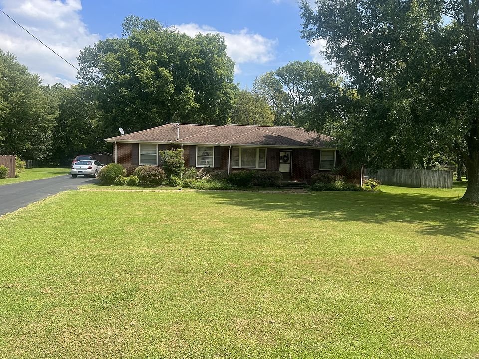 1st image of 1312 Leaf Ave