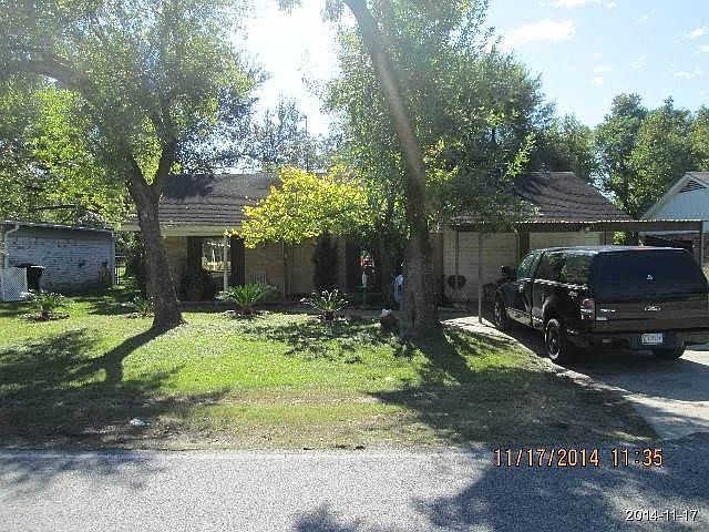 1st image of 10955 Shadow Wood Dr