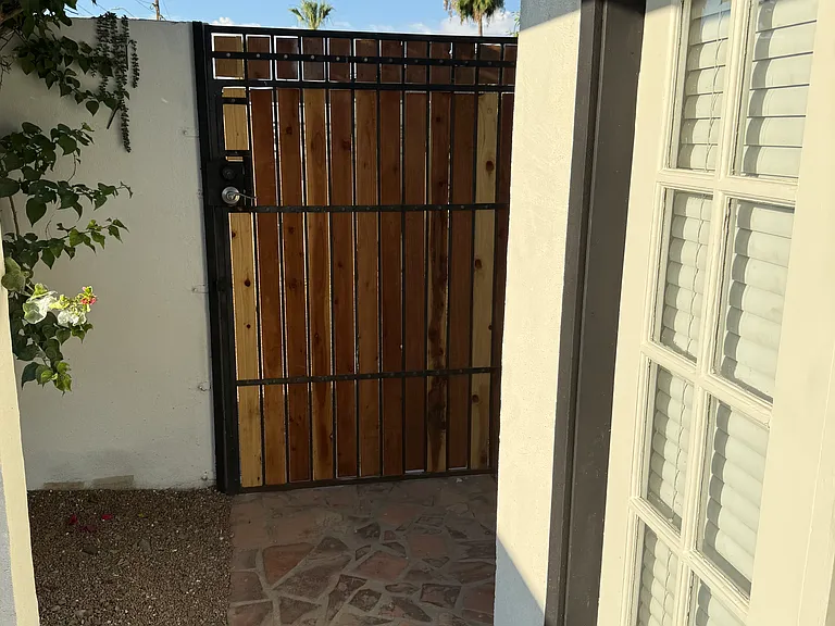 701 W Lewis Ave — Photo 29