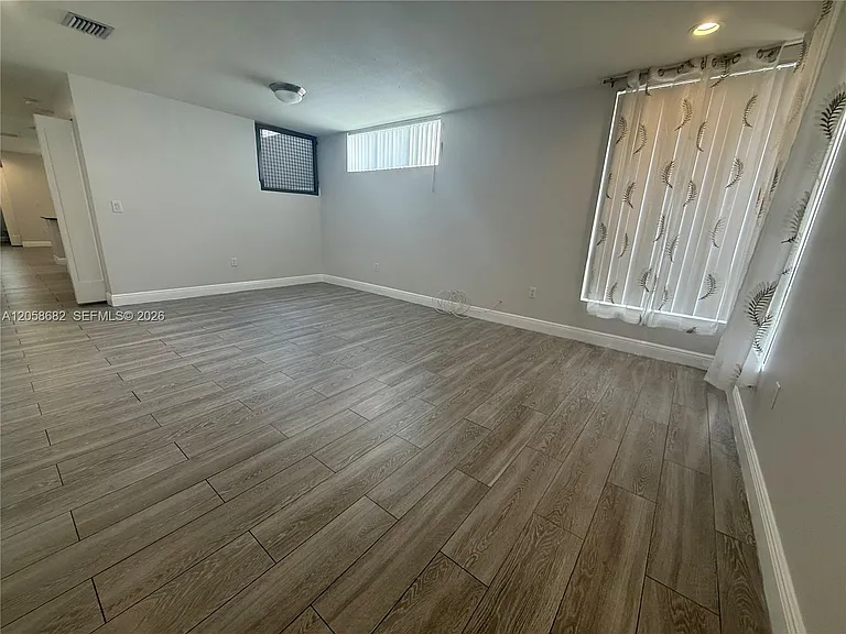 16 E St #177 — Photo 6