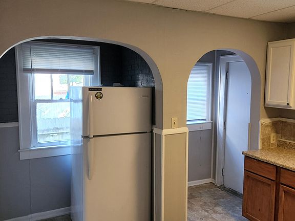 4th image of 4223 Guilford Ave