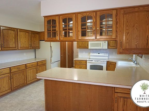 5th image of 1419 Vintage Hill Dr