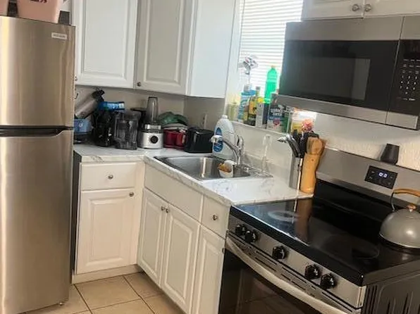 390 NE 42nd Ct #A-b, Fort Lauderdale, FL 33334