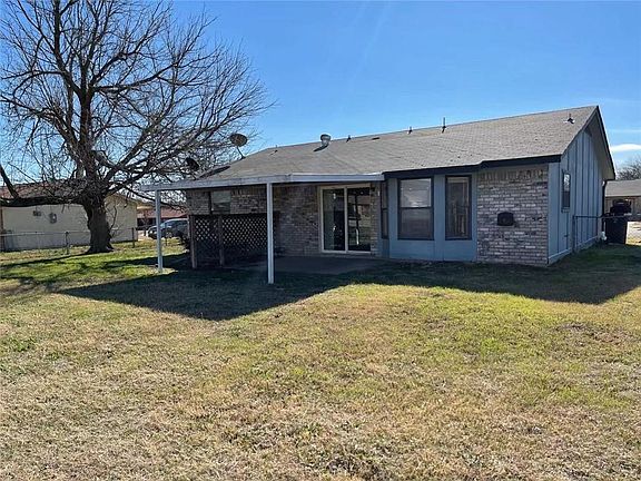 4th image of 3805 Griffin Dr