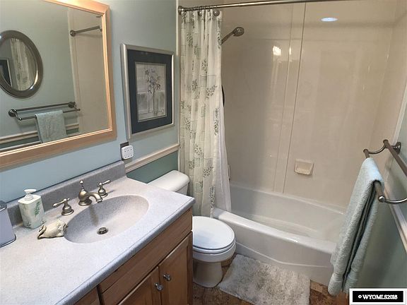3rd image of 3313 Sierra Cir