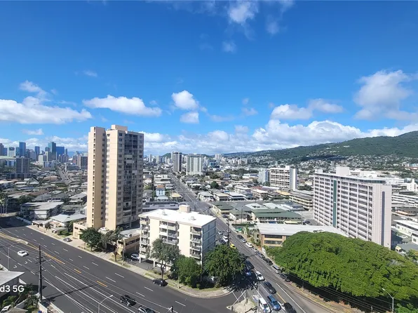 2499 Kapiolani Blvd APT 1600, Honolulu, HI 96826
