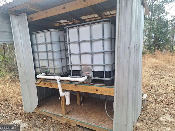 4th image of 37 Ll Sellers Rd