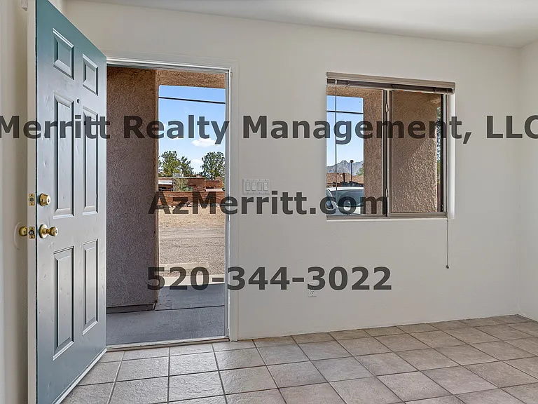 801 E Waverly St #B — Photo 5