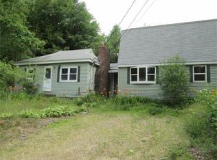 19 1st St, Templeton, MA 01468