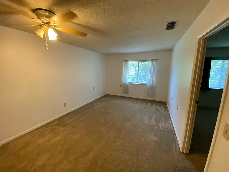 150 Ligon St #404 — Photo 4