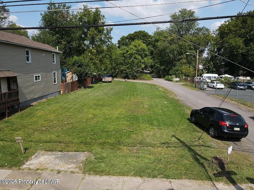 2nd image of 21 Walnut St