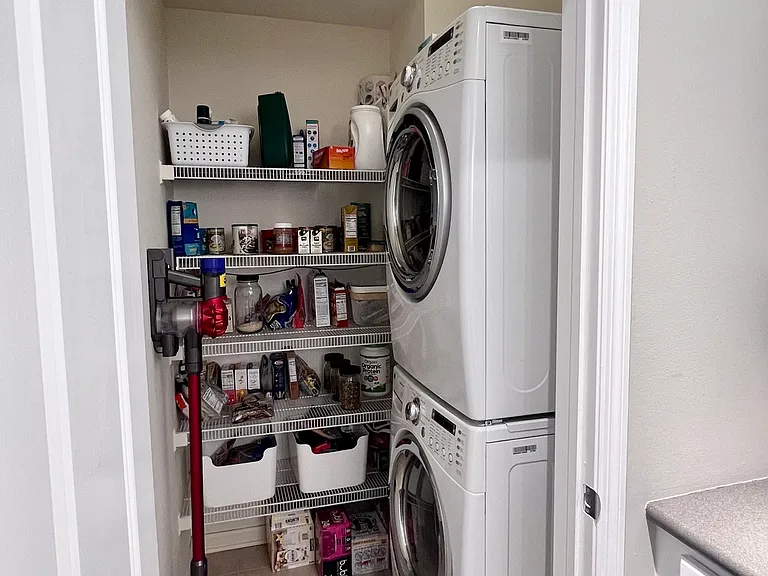 500 E Grant St #404 — Photo 3