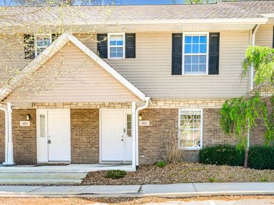 1250 W Adams Hill Cir APT 402, Bloomington, IN, 47403