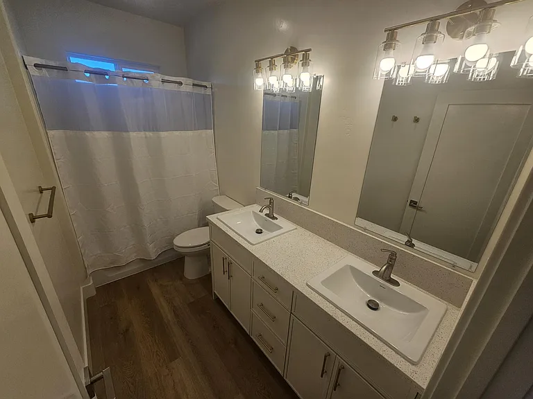 961 Balboa St #1 — Photo 23