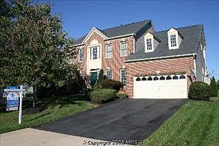 2nd image of 7851 Virginia Oaks Dr