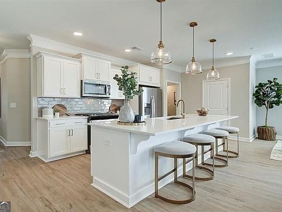 5th image of 3361 Verdi Ln #59
