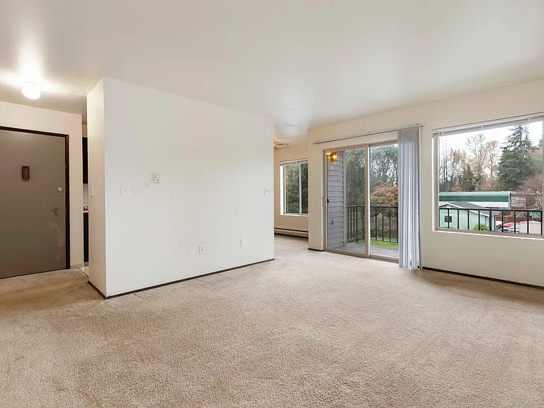 Heather Apartments — Photo 12