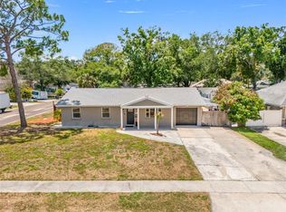 6802 Crest Hill Ct, Tampa, FL 33615