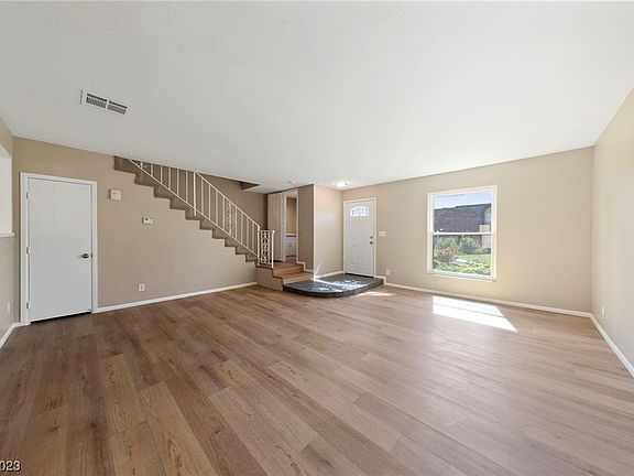 2nd image of 3448 Monte Carlo Dr