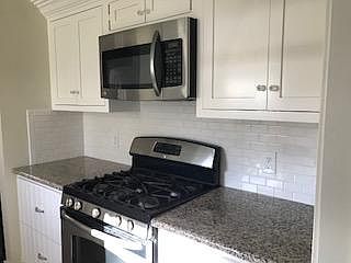granite counters and newer appliances