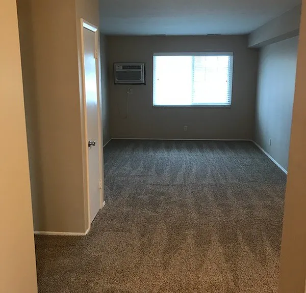 24 Lindsey Rd #A — Photo 5