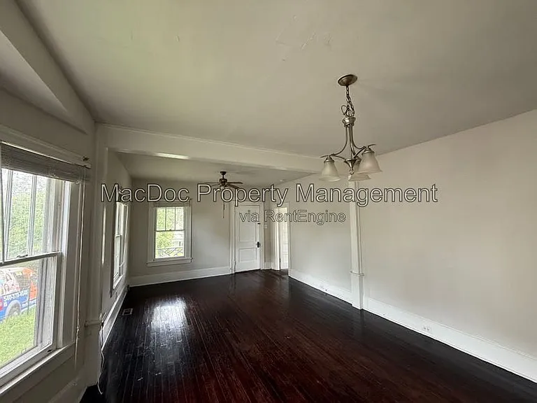 1013 Terrace St — Photo 7