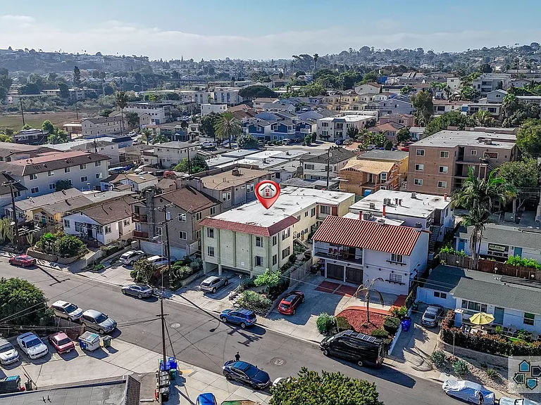 4345 Rialto St — Photo 25