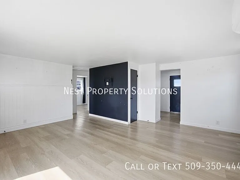 11 Ivy St NE — Photo 6
