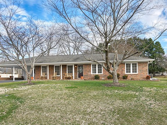 4th image of 211 Donna Dr