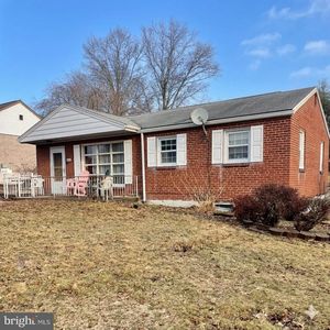 206 Park St, Harrisburg, PA, 17109