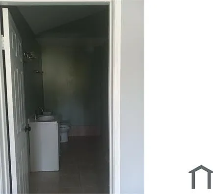 2505 Hancock St #209 — Photo 11