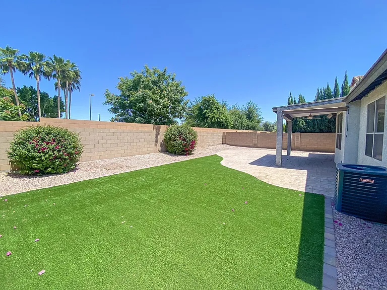 3918 E Juanita Ave — Photo 26