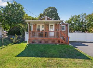83 Poplar St, Newburgh, NY 12550
